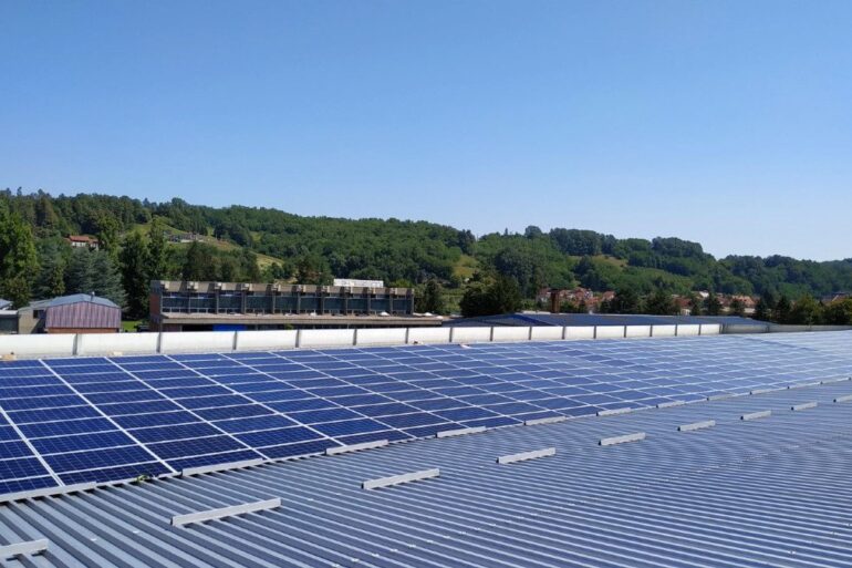 Završeni radovi na mini solarnoj elektrani u okviru IPARD programa – Jovanović voće Osečina